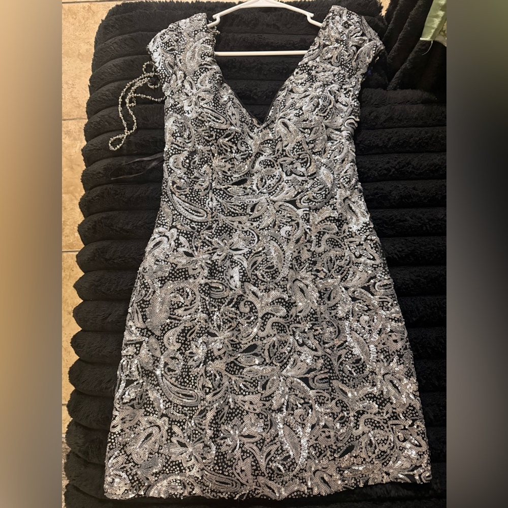 Alyce Paris Couture Elegant Black and Silver open back dress